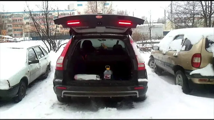 Дополнительные сигнальные фонари на дверь багажника Honda CR-V ЦаРеВна