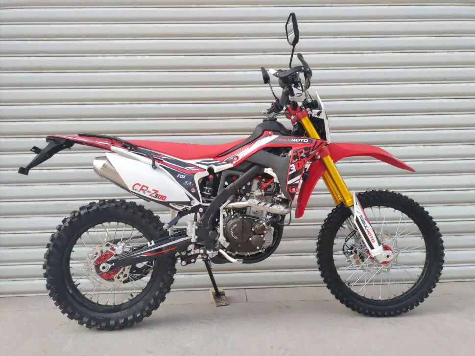 Regulmoto CR-Z 300 красный/черный, 300001-1