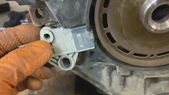 Ford S-max 2.0 TDCI Timing Belt And Waterpump Replacement (Engine Removed From Car)