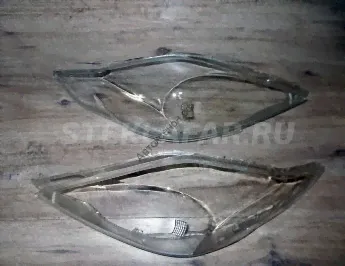 Стекло фар Mazda 5 CR 2007-2010-0