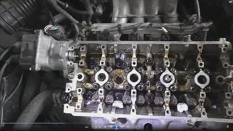 Замена маслосъемных колпачков на Хонда CRV 2000 года Honda CRV RD1  2часть