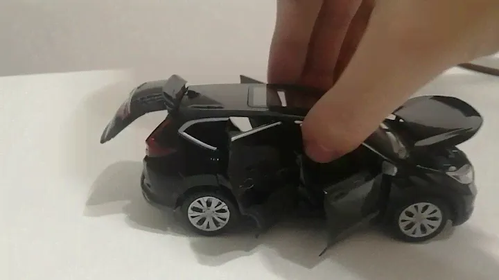 коллекционная модель Honda cr-v 1:28 масштаб