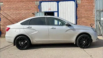 r17 колёса на Весту седан crossStreet + RoyalBlack 215/45