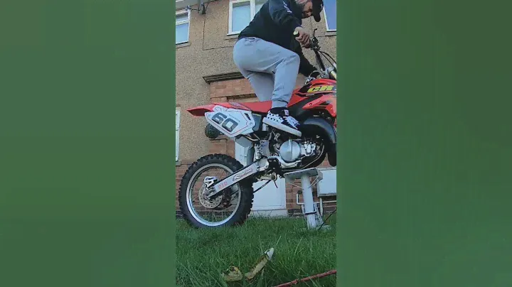 EPIC FAIL!! HONDA CR85 COLD START   #honda #motovlog #bikelife