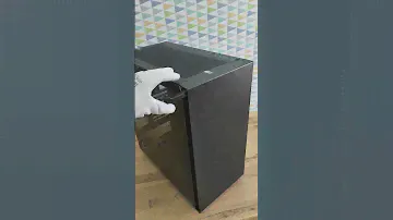 Корпус игрового ПК заботится о наушниках