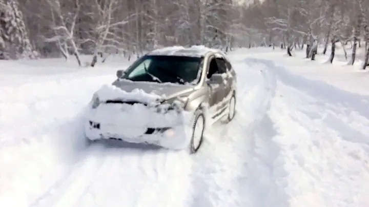 Хонда CR-V III в снегу 31,03,2018,