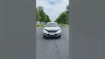 Chiếc xe CUV màu trắng của Nhật quá là mới luôn. Honda CRV 2.4 TG 2017 đẹp xuất sắc, bản full đồ