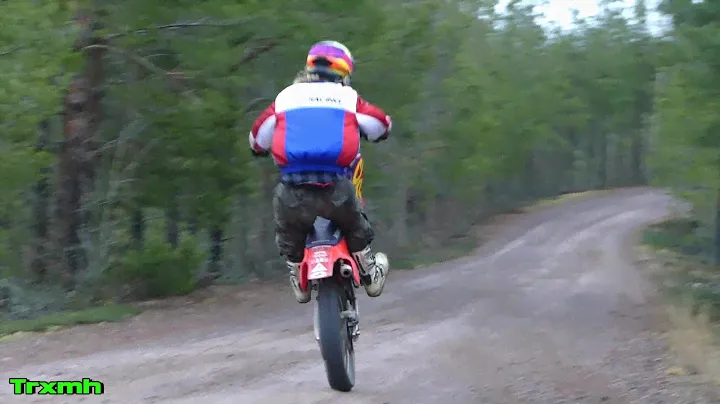CR250 Braaaps and Wheelies