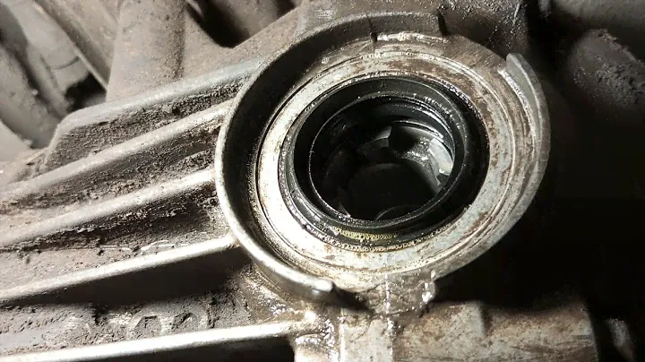 Замена левого сальника редуктора на Honda CR-V 3 RE хонда срв 3