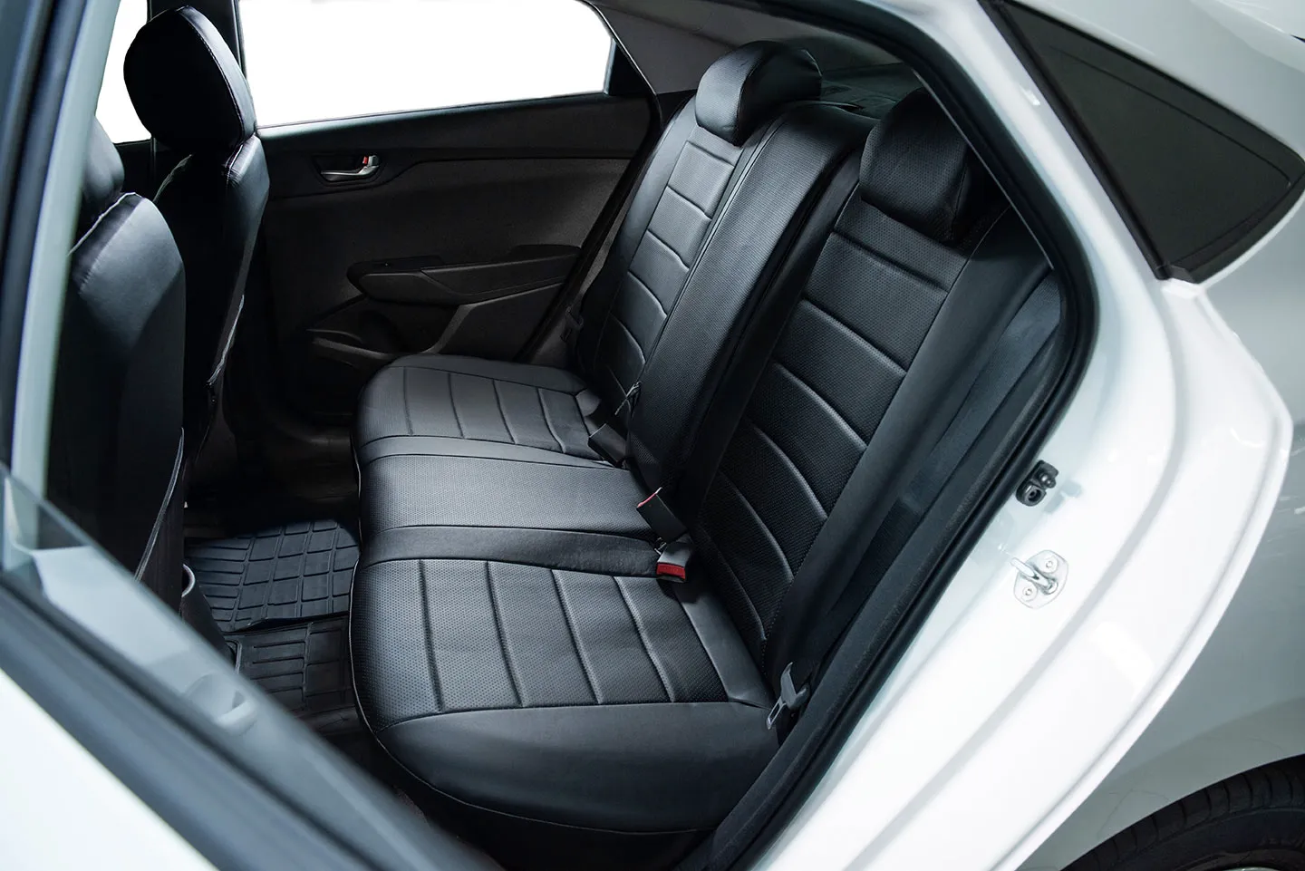 Чехлы на сиденья из экокожи для Honda CR-V III 2007-2012-2