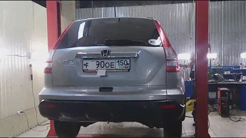 Катализатор Honda CR-V. Замена катализатора на пламегаситель Honda CR-V. Москва.