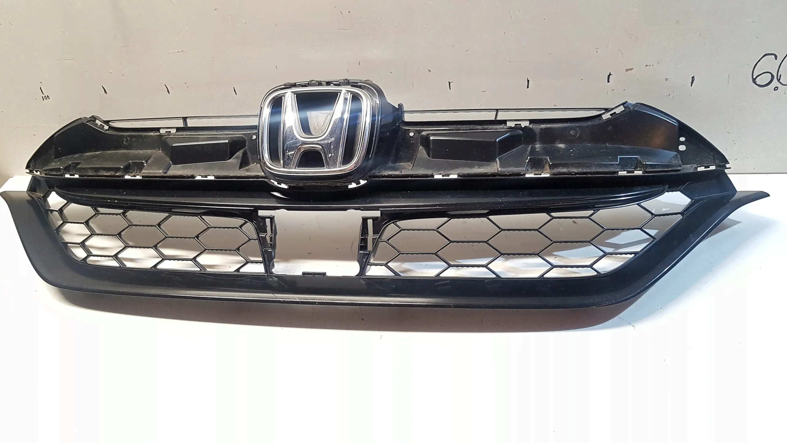 Решетка радиатора Honda CR-V 5 поколение (2017-2020), 7856051
