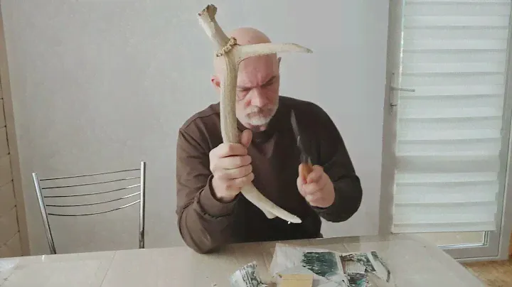 Небольшой тест ножей из стали  AUS10co  и  cr8