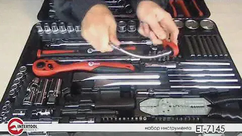 Автомобильный набор инструментов INTERTOOL ET 7145