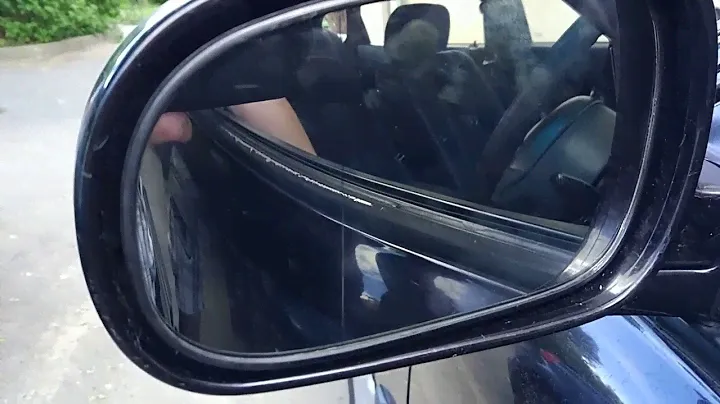 Замена зеркального элемента бокового зеркала Honda Accord V CE1 97 года выпуска.