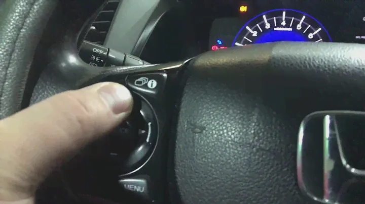 Honda Civic установка камеры заднего хода (вида) и магнитолы, плюс адаптация кнопок на руле