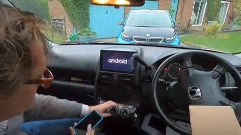 Honda CRV — замена 20-летней стереосистемы на блестящую систему Android!