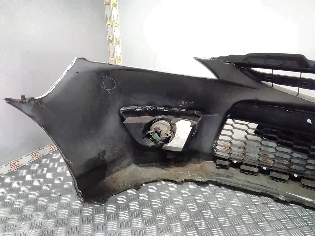 Бампер передний Mazda 5 CR, 5 CR-1
