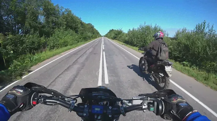 Avantis KEWS и ZUUMAV CR300NC по лесной тропе.