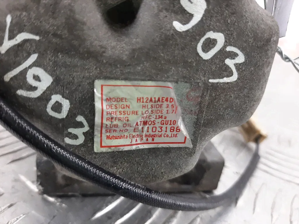 Компрессор кондиционера Mazda 5 CR, 5 CR-1