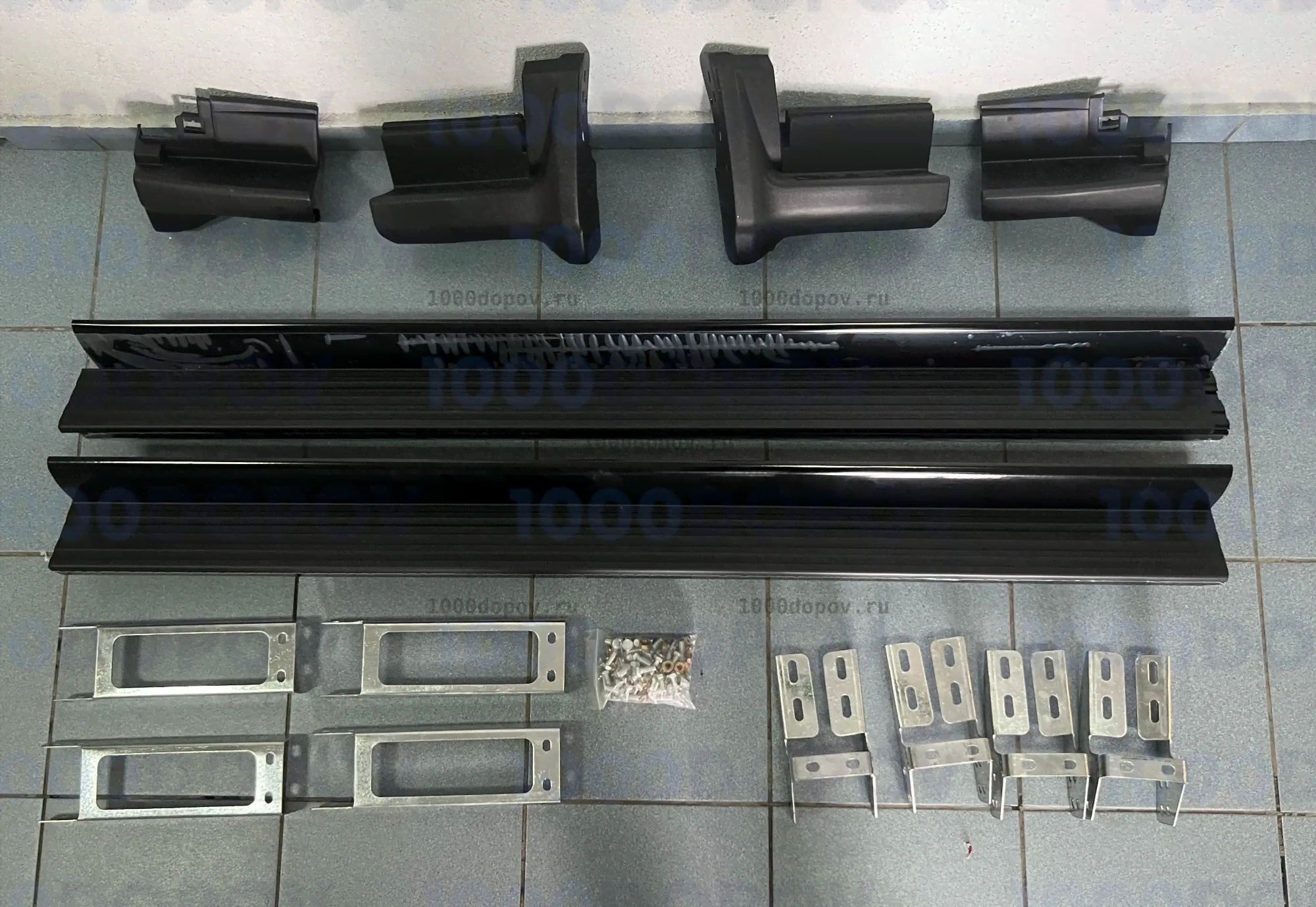 Пороги подножки на Honda CR-V 3 2006-2012 черные-2