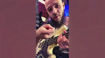 🎸Как научиться играть слэпом на бас гитаре